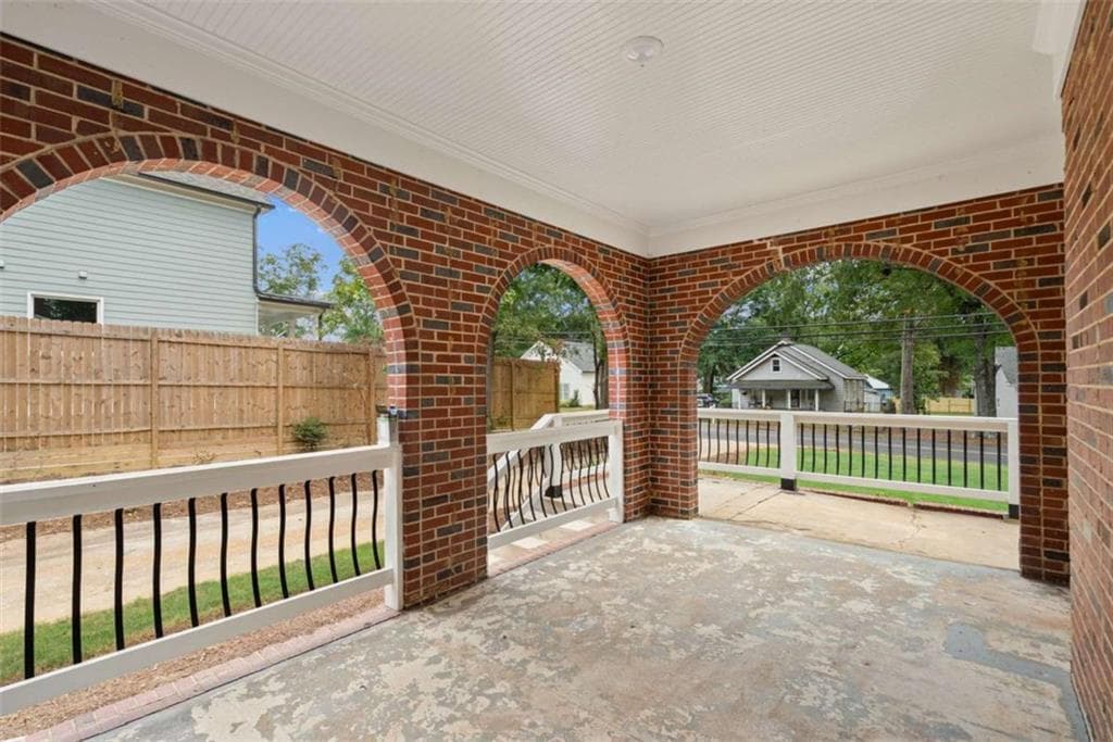 3 bedroom, 2 bathroom, 2,082 sq ft single family residence for sale at 227 E Marable Street, Monroe, GA 30655 — photo 8