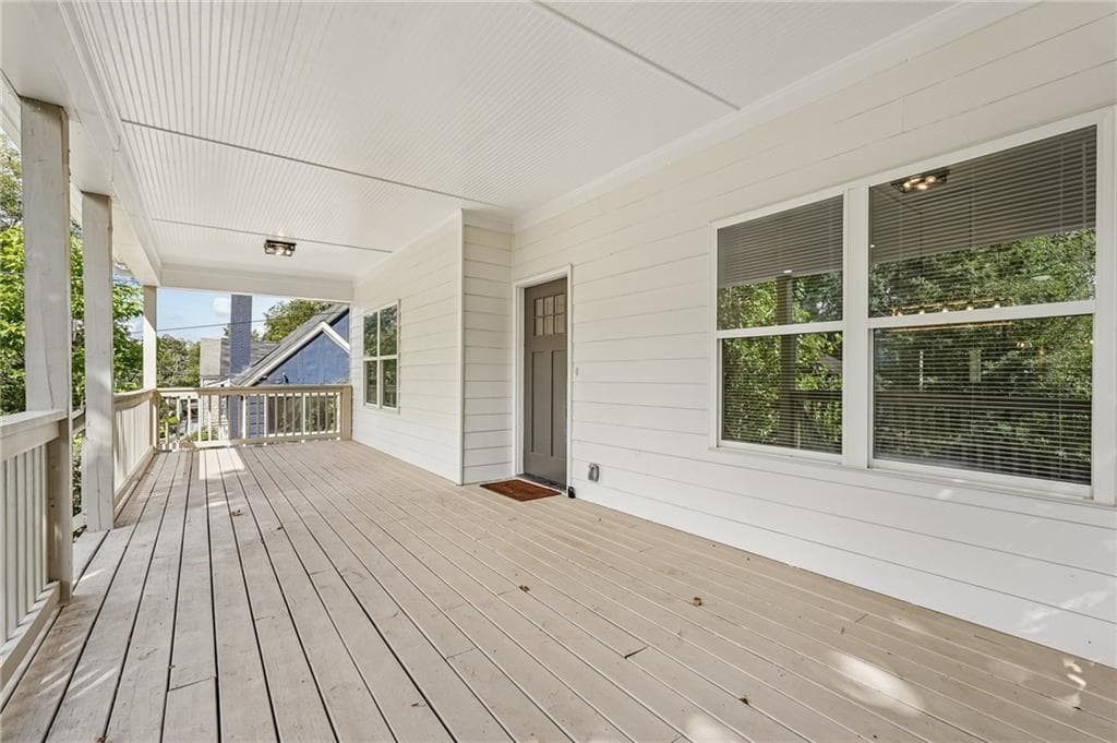 3 bedroom, 3 bathroom, 1,686 sq ft single family residence for sale at 809 Dill Avenue, Atlanta, GA 30310 — photo 4