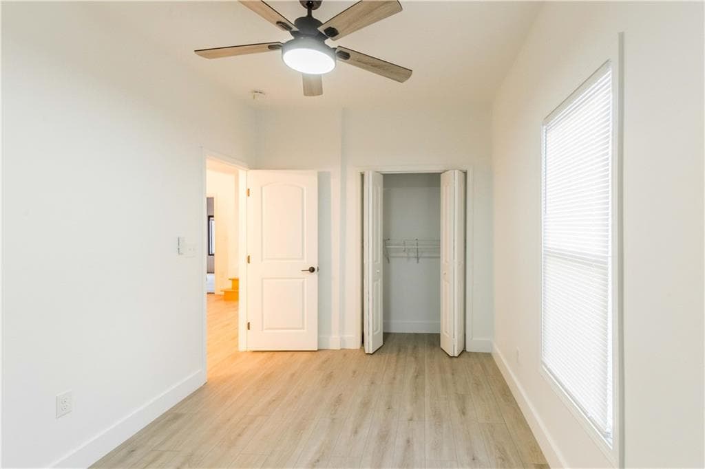 5 bedroom, 3 bathroom, 2,310 sq ft single family residence for rent at 1170 Niles Avenue, Atlanta, GA 30318 for $3,995 a month — photo 9