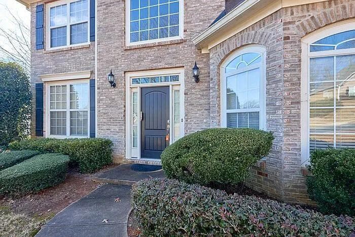 4 bedroom, 3 bathroom, 2,856 sq ft single family residence for rent at 3968 Lake Ruby Lane, Suwanee, GA 30024 for $2,950 a month — photo 3