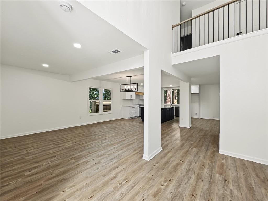5 bedroom, 3 bathroom, 3,276 sq ft single family residence for sale at 4207 Lake Rill Court, Marietta, GA 30062 — photo 4