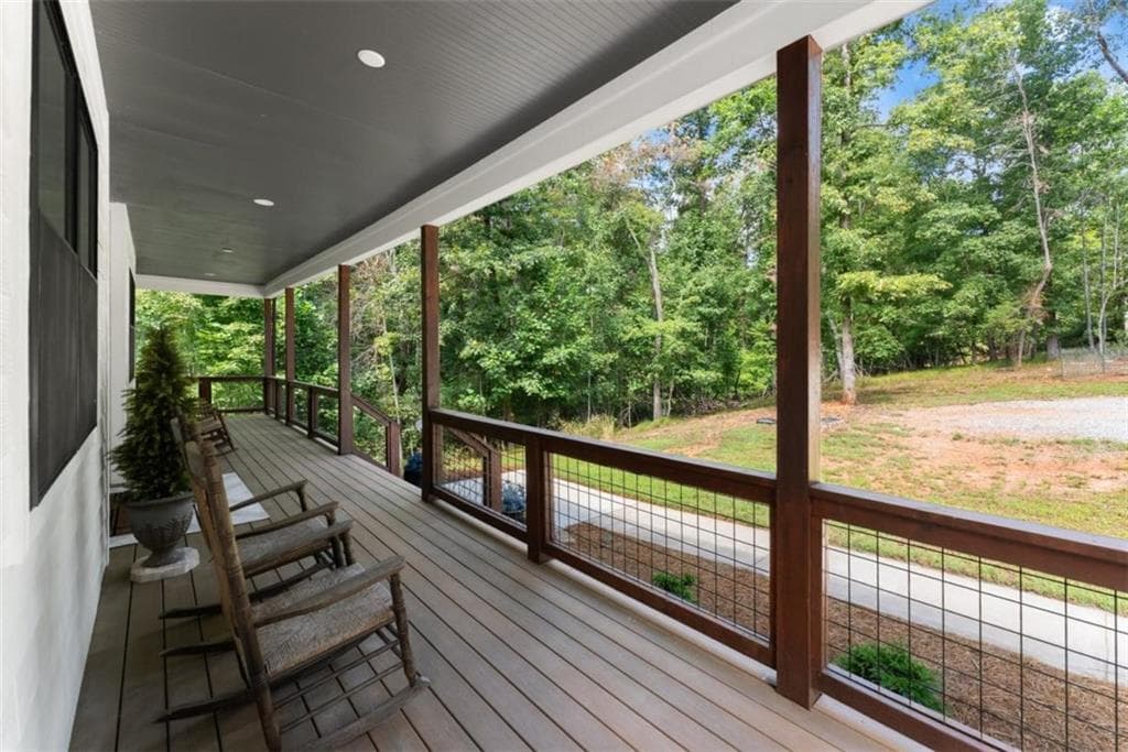 4 bedroom, 4 bathroom, 3,085 sq ft single family residence for sale at 1366 Deer Woods Trail, Cleveland, GA 30528 — photo 9