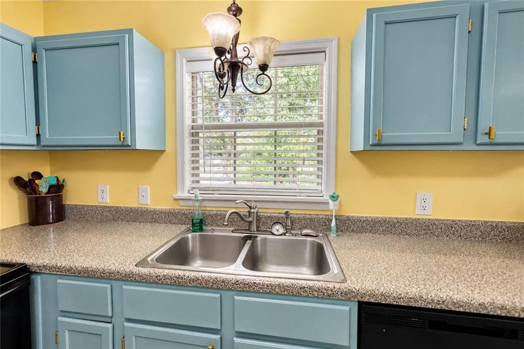 3 bedroom, 3 bathroom, 1,520 sq ft single family residence for sale at 150 Alcovy Crossing Drive, Covington, GA 30014 — photo 5