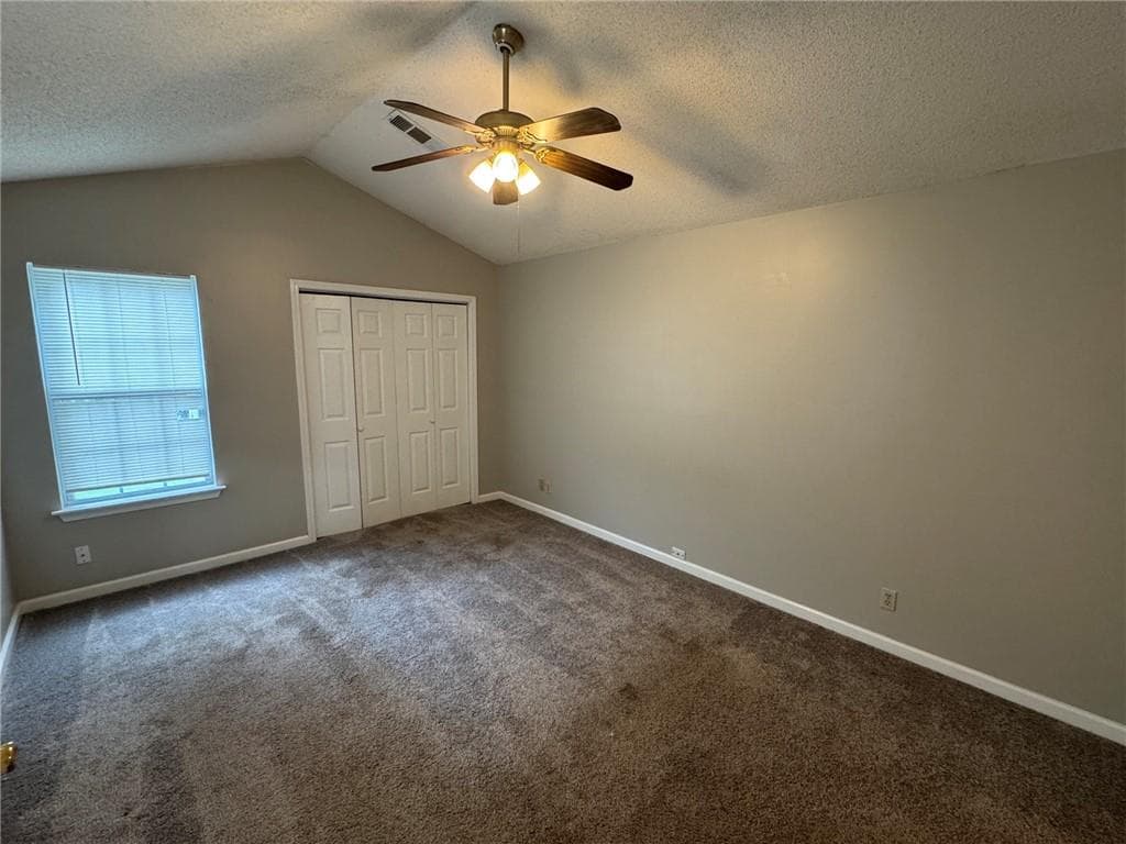 2 bedroom, 2 bathroom, 860 sq ft townhouse for rent at 211 W Mineral Springs Road B, Jasper, GA 30143 for $1,350 a month — photo 6