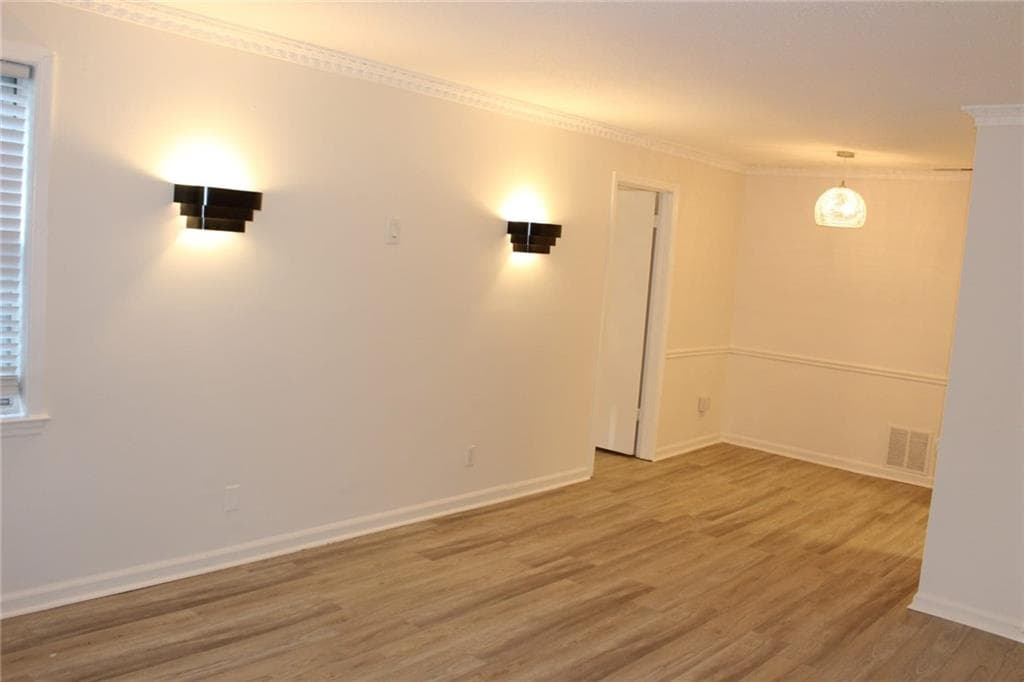 2 bedroom, 2 bathroom, 1,104 sq ft condominium for sale at 115 PLANTATION Drive, Clarkston, GA 30021 — photo 2