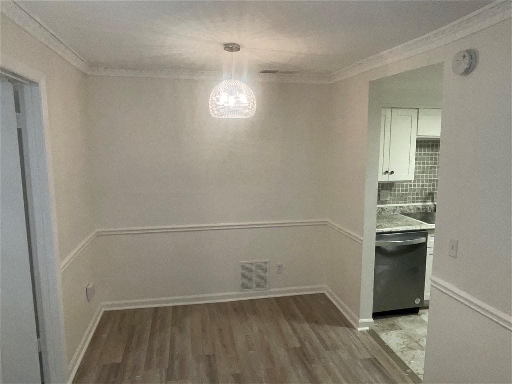 2 bedroom, 2 bathroom, 1,104 sq ft condominium for sale at 115 PLANTATION Drive, Clarkston, GA 30021 — photo 4