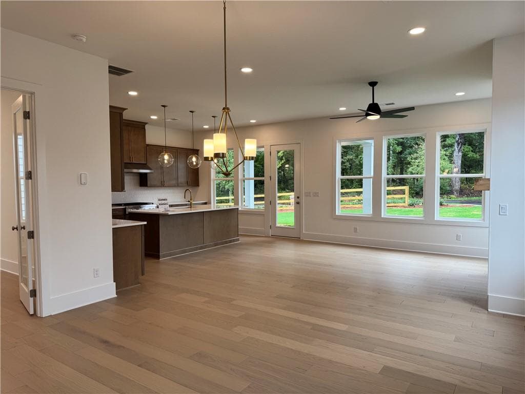 4 bedroom, 4 bathroom, 3,312 sq ft single family residence for sale at 1912 Allyan Drive NE, Marietta, GA 30006 — photo 9