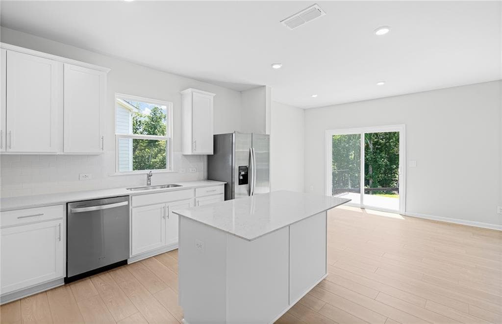 5 bedroom, 3 bathroom, 2,670 sq ft single family residence for sale at 3115 Orwell Drive, Gainesville, GA 30507 — photo 8