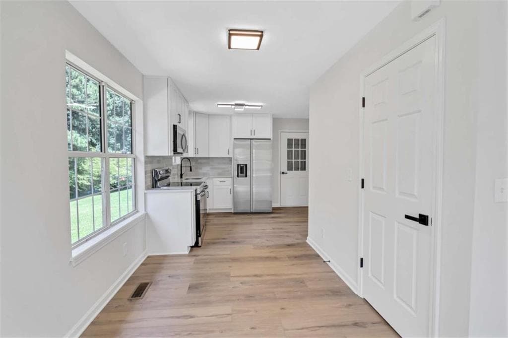 3 bedroom, 3 bathroom, 1,594 sq ft single family residence for sale at 5010 Old Orr Road, Flowery Branch, GA 30542 — photo 8