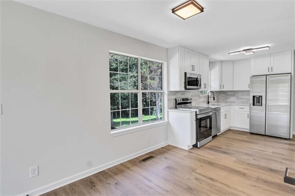 3 bedroom, 3 bathroom, 1,594 sq ft single family residence for sale at 5010 Old Orr Road, Flowery Branch, GA 30542 — photo 9