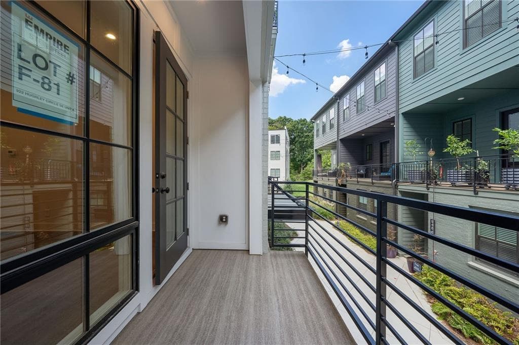 2 bedroom, 3 bathroom, 1,470 sq ft condominium for sale at 922 Hughley Circle 8, Atlanta, GA 30316 — photo 5