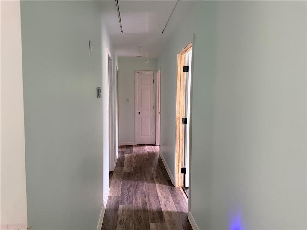 3 bedroom, 2 bathroom, 1,650 sq ft single family residence for sale at 412 E Mcintosh Road, Griffin, GA 30223 — photo 5