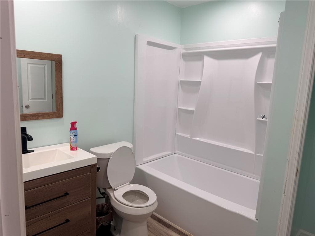 3 bedroom, 2 bathroom, 1,650 sq ft single family residence for sale at 412 E Mcintosh Road, Griffin, GA 30223 — photo 7