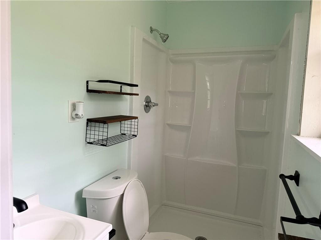 3 bedroom, 2 bathroom, 1,650 sq ft single family residence for sale at 412 E Mcintosh Road, Griffin, GA 30223 — photo 10