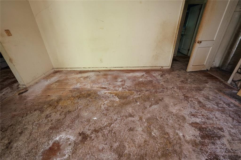 3 bedroom, 2 bathroom, 1,148 sq ft single family residence under contract at 2824 Harlan Drive, Atlanta, GA 30344 — photo 10