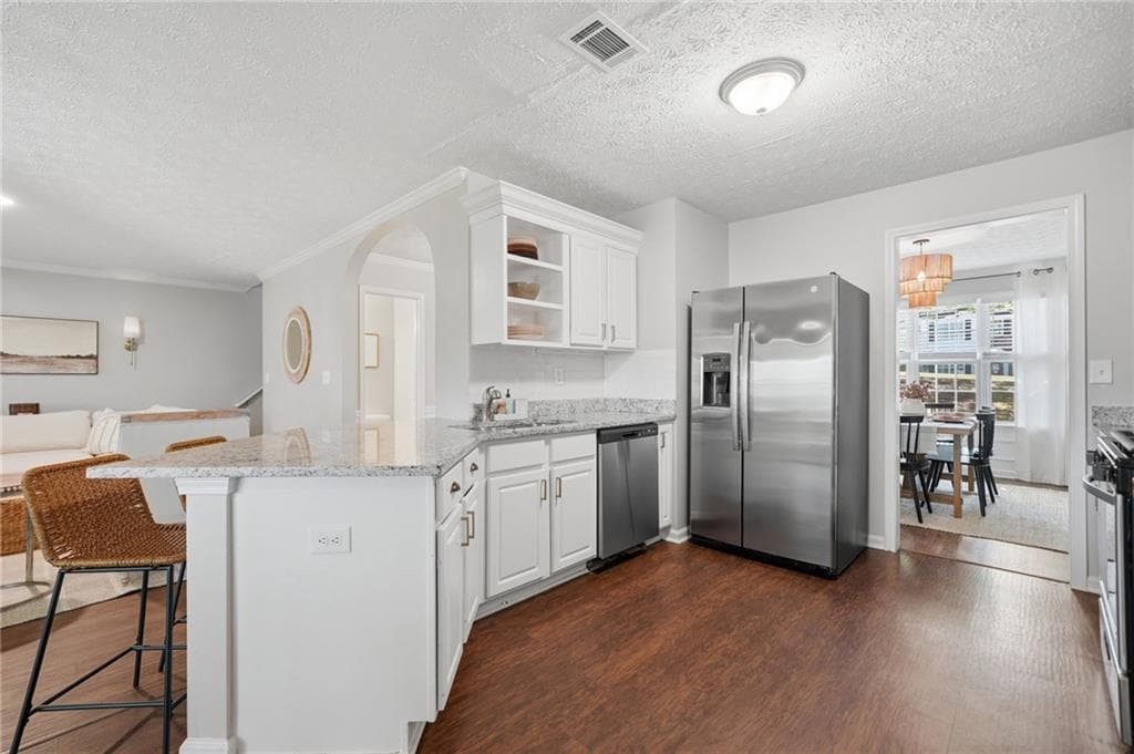 4 bedroom, 3 bathroom, 2,541 sq ft single family residence for rent at 1810 Westwind Drive, Cumming, GA 30041 for $2,900 a month — photo 6
