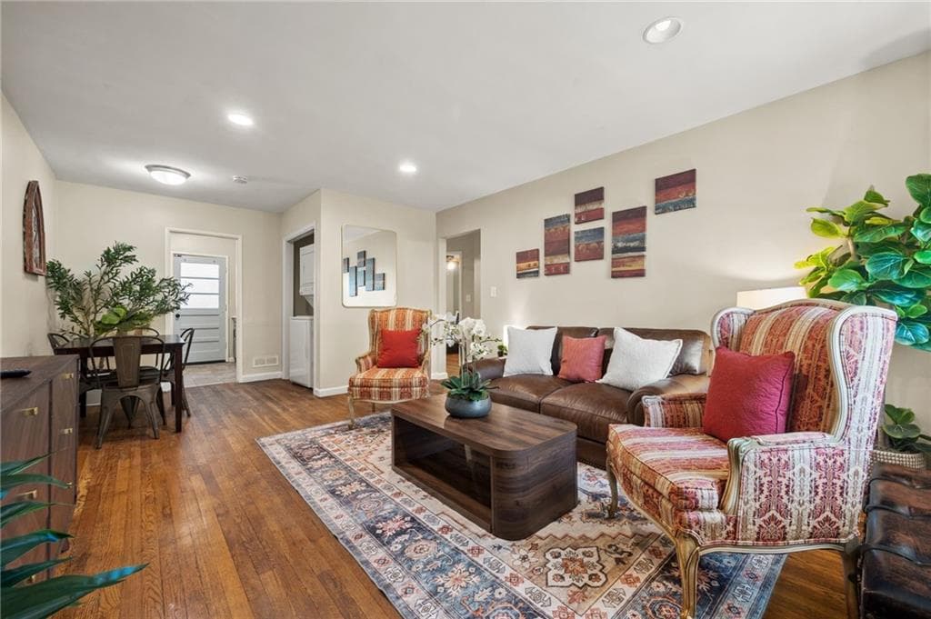 duplex for sale at 2160 Lenox Road, Atlanta, GA 30324 — photo 3