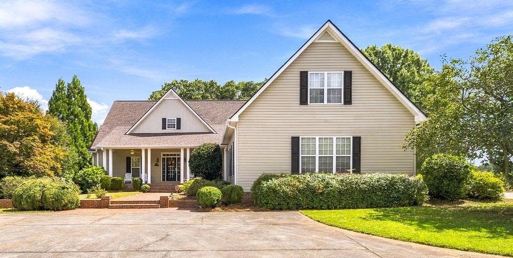 7 bedroom, 7 bathroom, 7,316 sq ft single family residence for sale at 442 Buffalo Creek Road, Carrollton, GA 30117 — photo 6