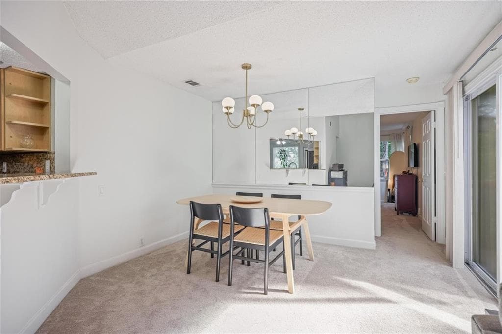2 bedroom, 2 bathroom, 1,600 sq ft condominium for sale at 33 Dunwoody Springs Drive, Atlanta, GA 30328 — photo 6