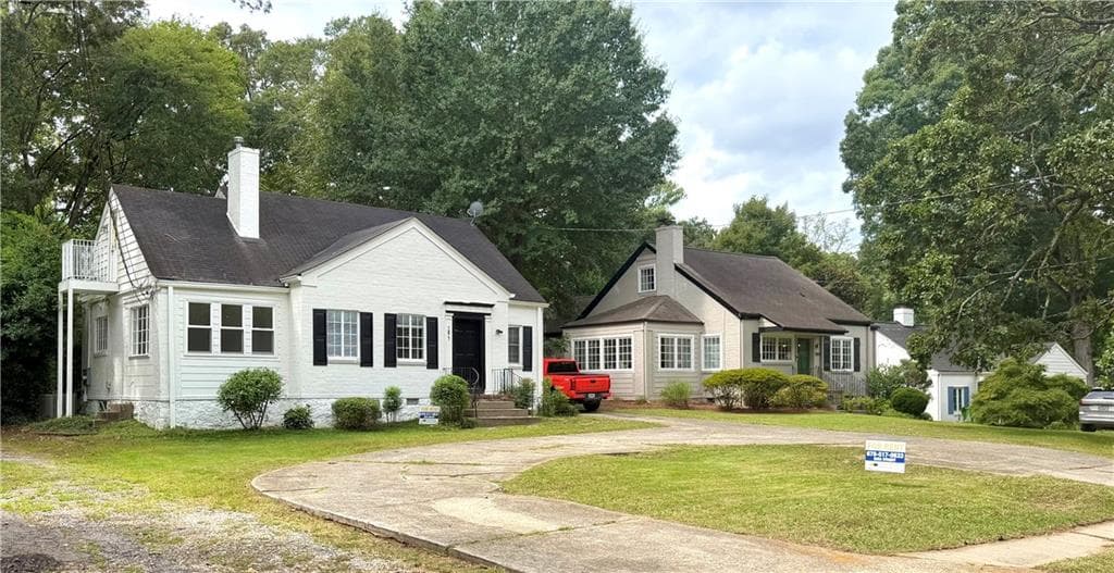 3 bedroom, 2 bathroom, 1,732 sq ft single family residence for rent at 1977 N Decatur Road, Atlanta, GA 30307 for $2,695 a month — photo 3