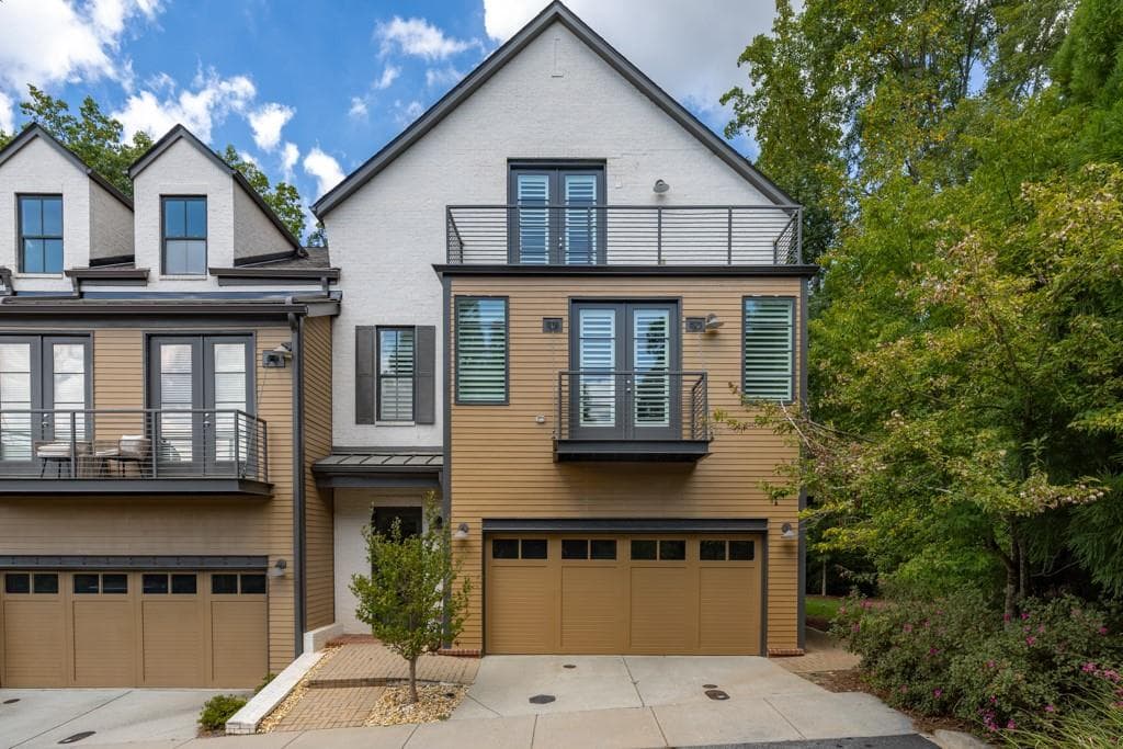 3 bedroom, 4 bathroom, 3,785 sq ft townhouse for rent at 300 Sonatina Terrace Y, Alpharetta, GA 30009 for $5,000 a month — photo 1 of 89