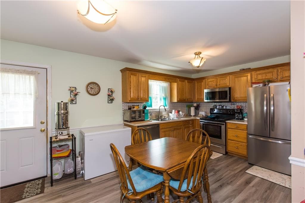 3 bedroom, 2 bathroom, 1,142 sq ft single family residence for sale at 738 Hood Street, Cleveland, GA 30528 — photo 8