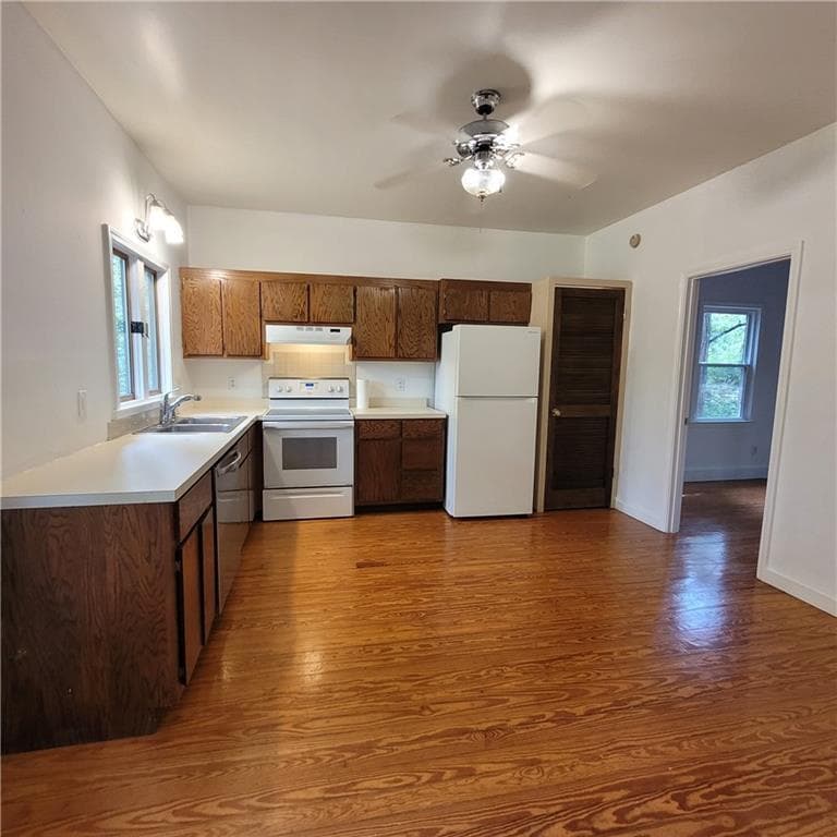 4 bedroom, 2 bathroom, 2,520 sq ft single family residence for rent at 140 Byers Street, Waleska, GA 30183 for $2,200 a month — photo 7