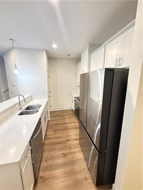 3 bedroom, 3 bathroom, 1,593 sq ft townhouse for sale at 5771 Calle Vista Drive, Lithonia, GA 30058 — photo 7