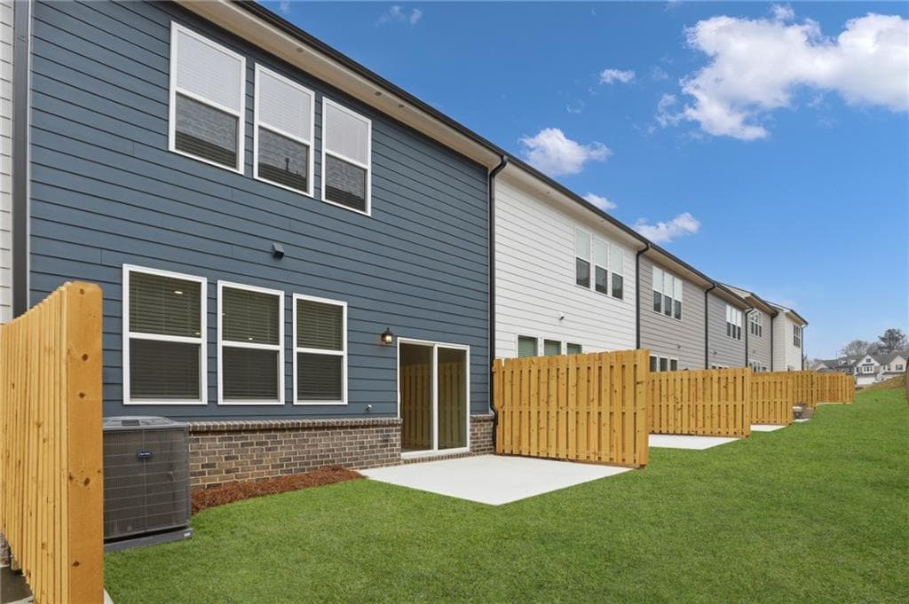 3 bedroom, 3 bathroom, 1,810 sq ft townhouse for sale at 116 Rope Mill Court 5, Holly Springs, GA 30115 — photo 2