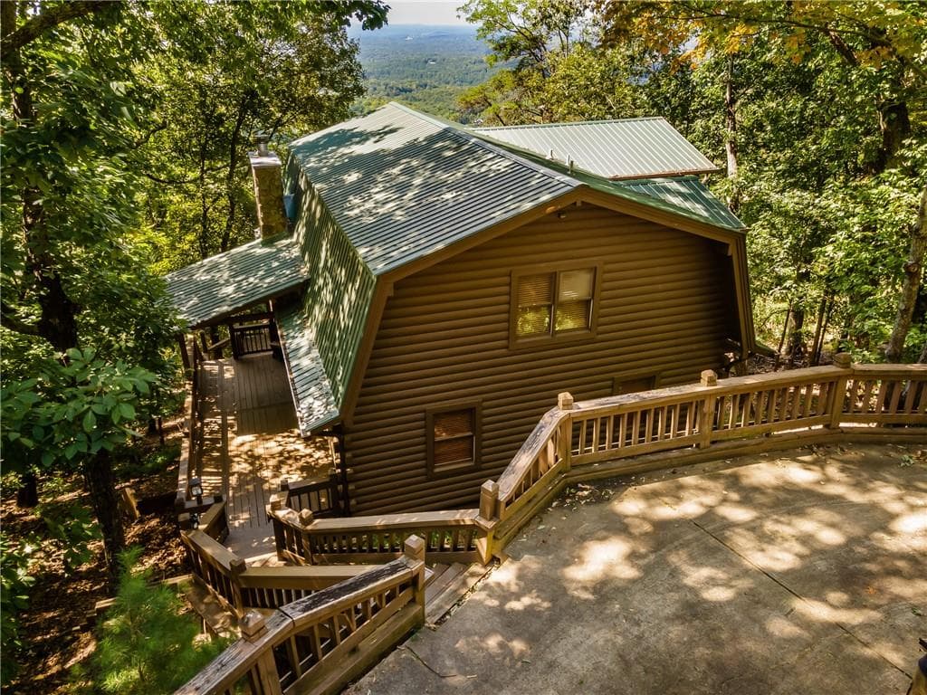 3 bedroom, 3 bathroom, 3,320 sq ft single family residence under contract at 103 Sunrise Terrace, Jasper, GA 30143