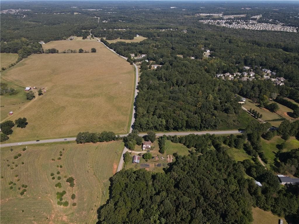 single family residence under contract at 4884 Bentley Road, Monroe, GA 30656 — photo 4