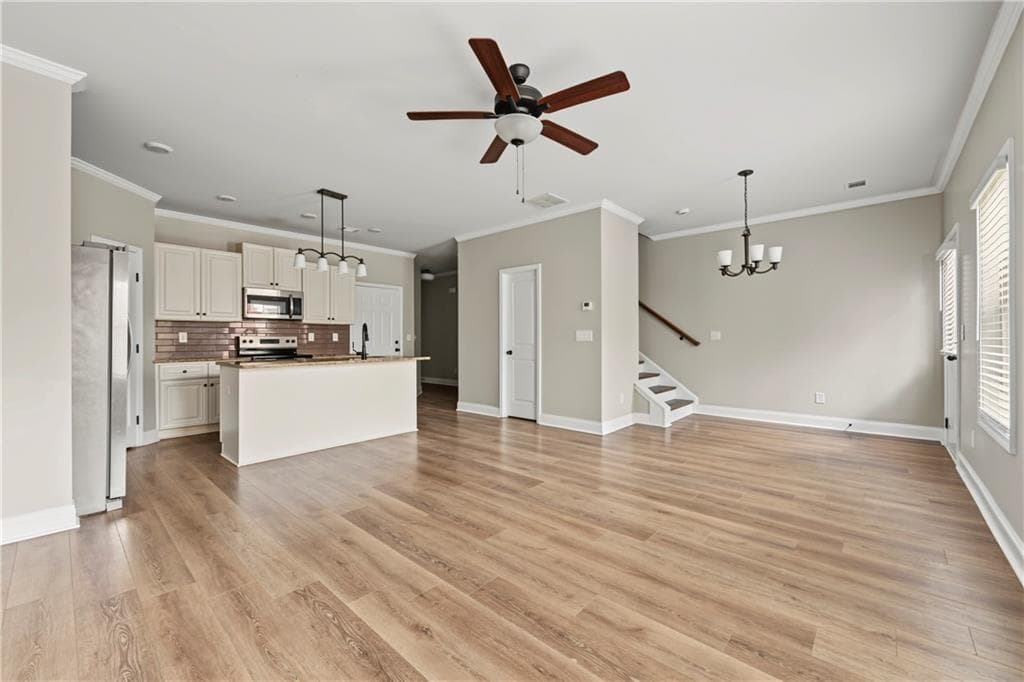3 bedroom, 3 bathroom, 1,800 sq ft townhouse for rent at 4215 Fulson Court, Lilburn, GA 30047 for $2,350 a month — photo 4