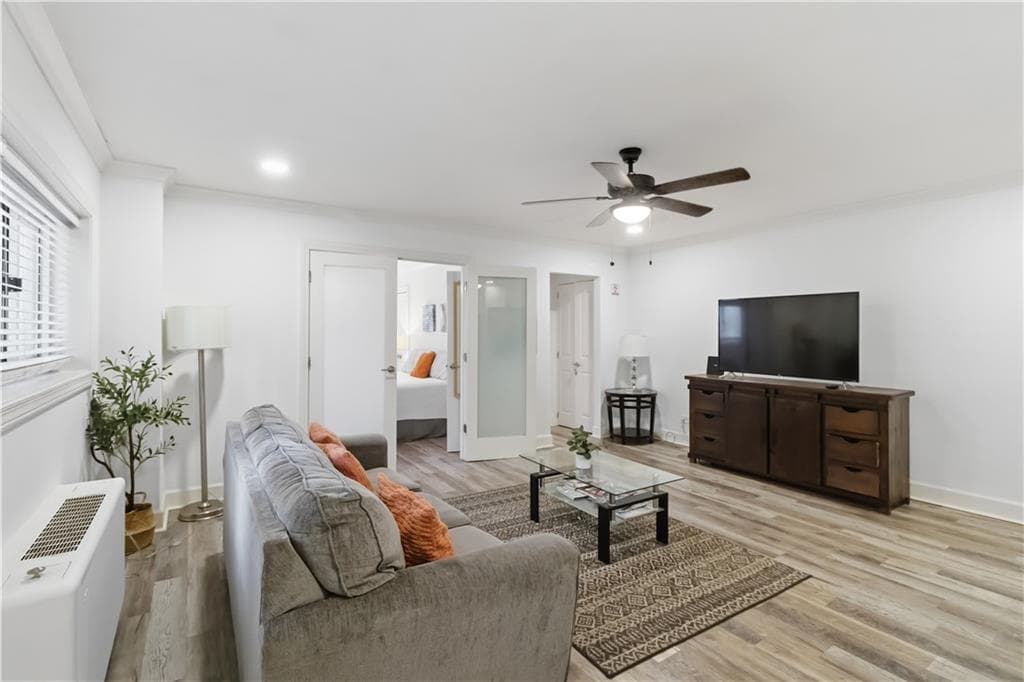 1 bedroom, 1 bathroom, 628 sq ft condominium for sale at 300 Peachtree Street 2N, Atlanta, GA 30308 — photo 8