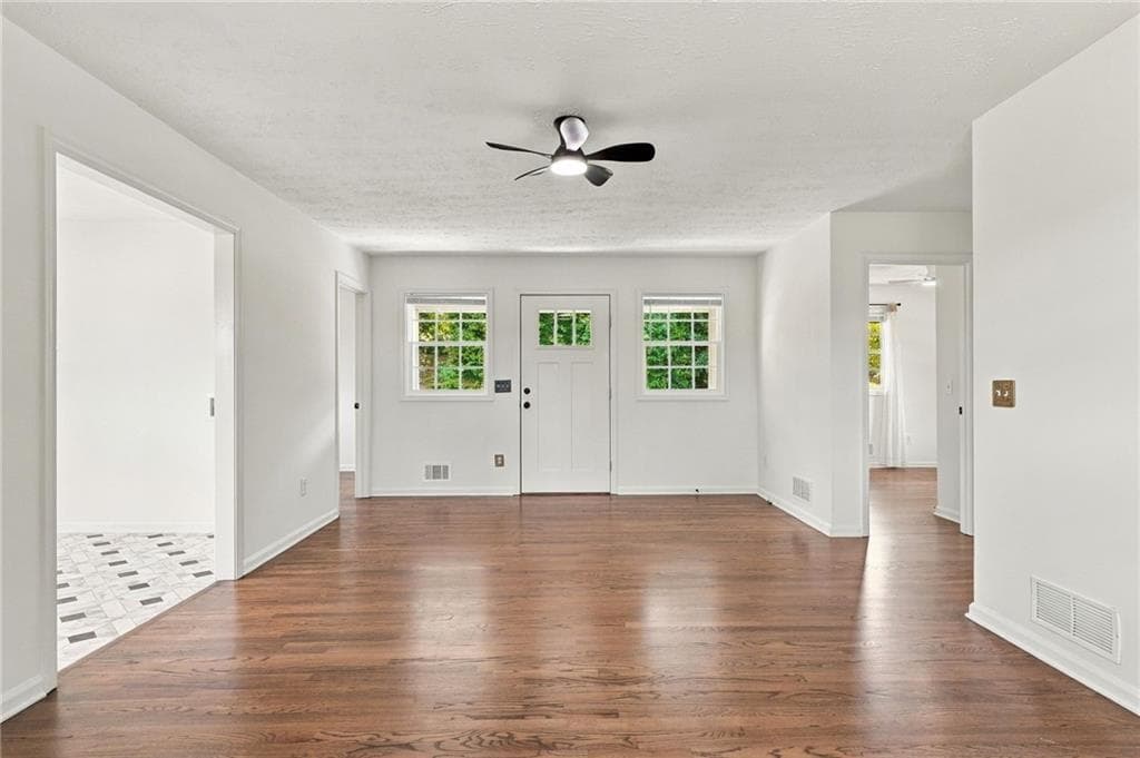 3 bedroom, 1 bathroom, 1,014 sq ft single family residence for sale at 185 Northridge Road, Ball Ground, GA 30107 — photo 8