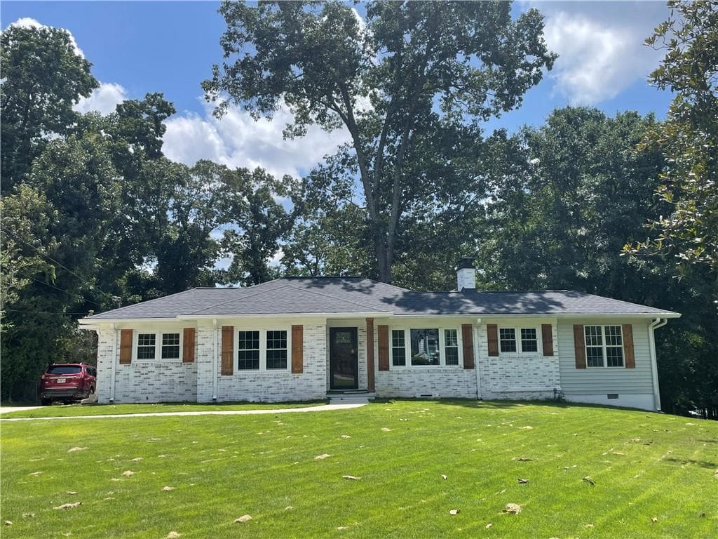 3 bedroom, 3 bathroom, 1,915 sq ft single family residence for sale at 243 Mountain View Drive, Gainesville, GA 30501 — photo 4