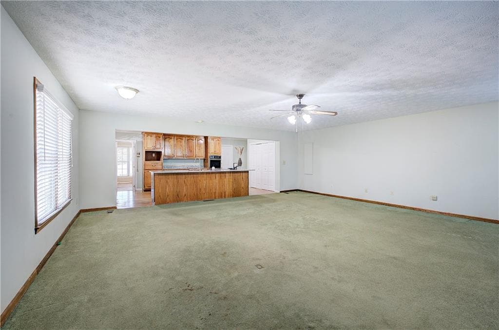3 bedroom, 2 bathroom, 1,776 sq ft single family residence for sale at 24 Beechwood Drive, Cartersville, GA 30120 — photo 7