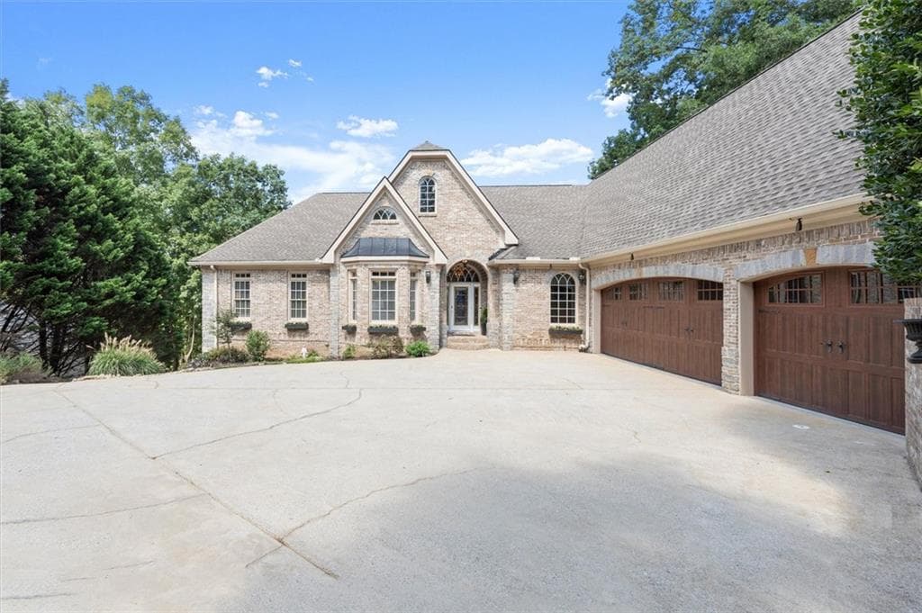 5 bedroom, 5 bathroom, 5,252 sq ft single family residence for sale at 101 Bree Lane, Canton, GA 30114 — photo 3