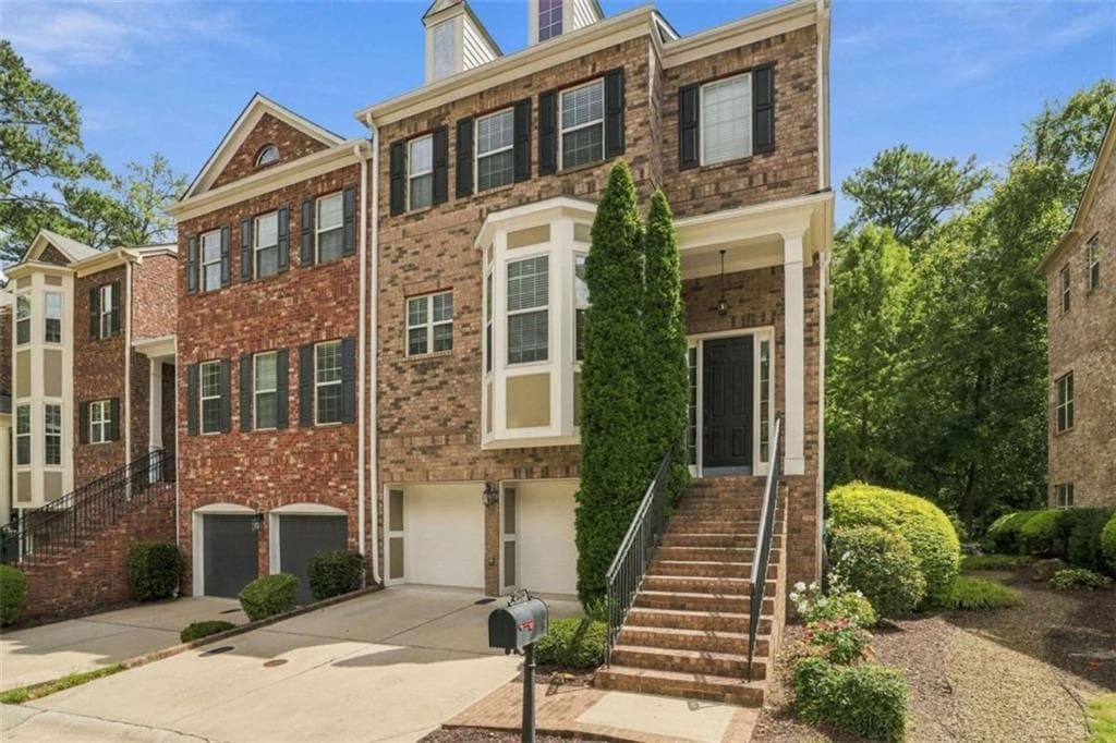 3 bedroom, 4 bathroom, 3,752 sq ft townhouse under contract at 1875 Cedar Glenn Way, Atlanta, GA 30339