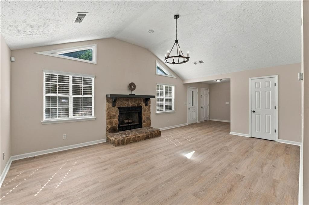 3 bedroom, 2 bathroom, 1,752 sq ft single family residence for sale at 3900 Maple Wood Trail, Buford, GA 30518 — photo 7