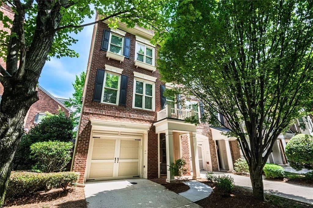 3 bedroom, 4 bathroom, 2,645 sq ft townhouse for sale at 11193 Calypso Drive, Alpharetta, GA 30009 — photo 2