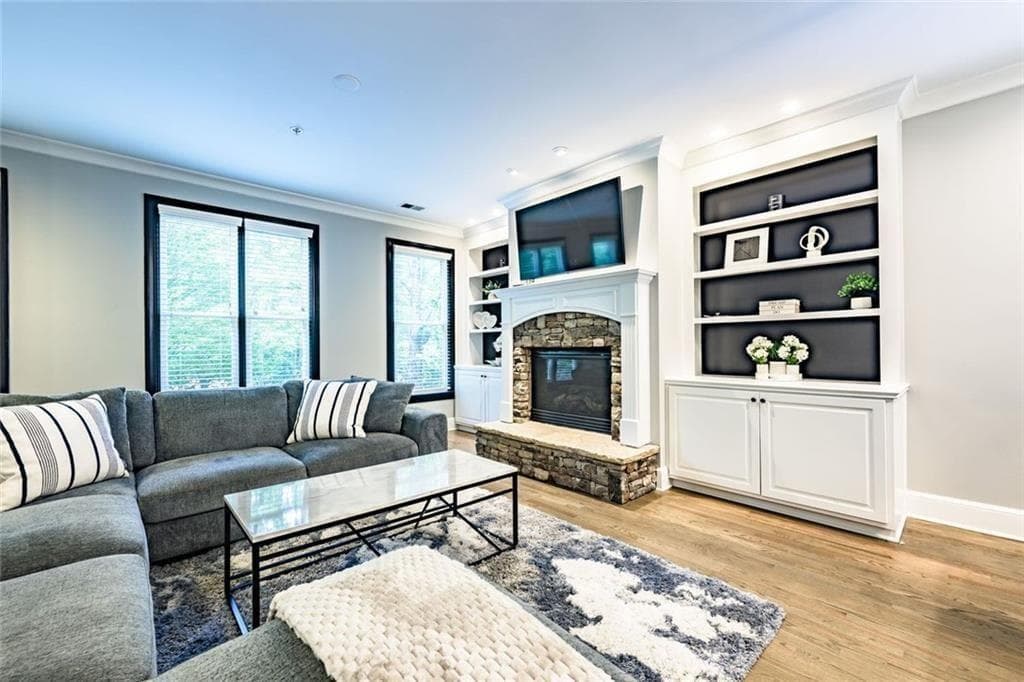 3 bedroom, 4 bathroom, 2,645 sq ft townhouse for sale at 11193 Calypso Drive, Alpharetta, GA 30009 — photo 10