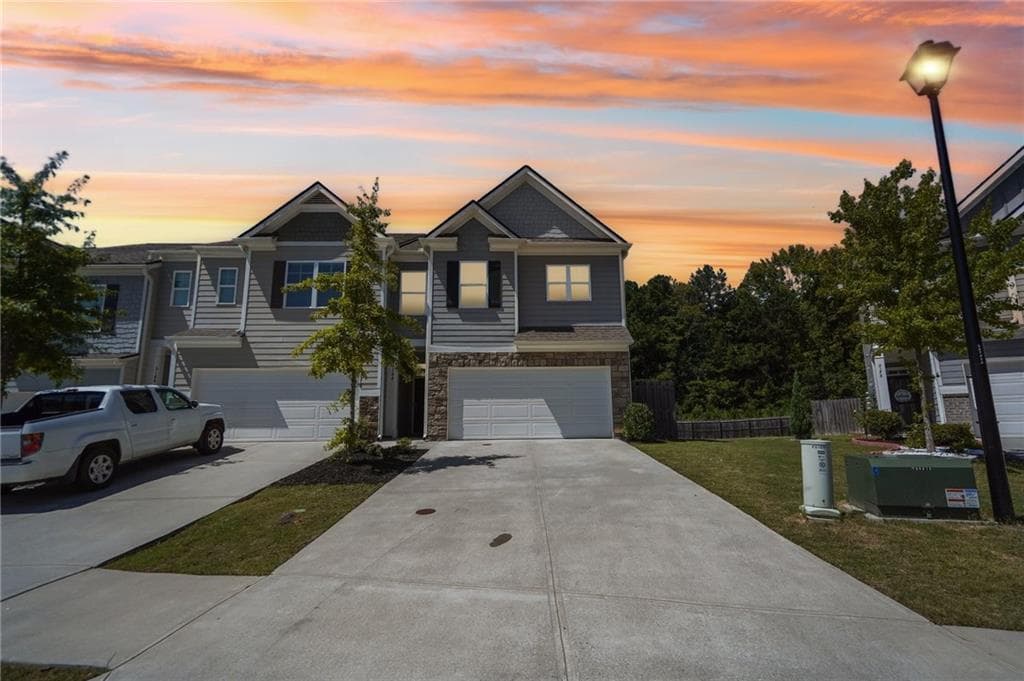 4 bedroom, 3 bathroom, 1,910 sq ft townhouse for sale at 5184 Barberry Avenue, Oakwood, GA 30566 — photo 3