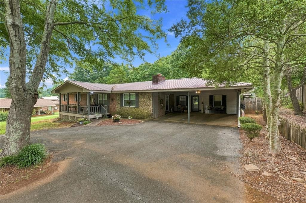 4 bedroom, 2 bathroom, 1,795 sq ft single family residence for sale at 5 Elaine Drive, Cave Spring, GA 30124 — photo 2