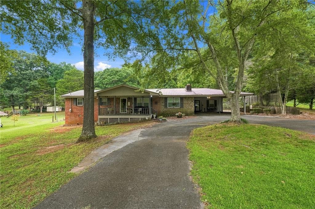 4 bedroom, 2 bathroom, 1,795 sq ft single family residence for sale at 5 Elaine Drive, Cave Spring, GA 30124 — photo 3