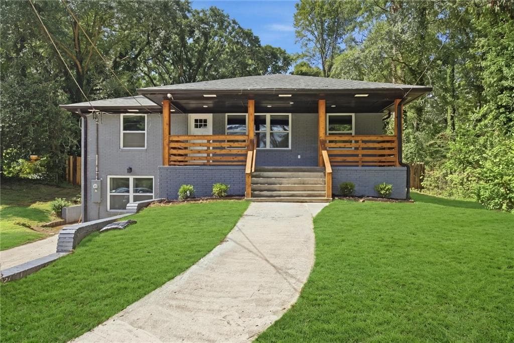 4 bedroom, 3 bathroom, 2,146 sq ft single family residence for sale at 2531 Hood Avenue, Atlanta, GA 30318