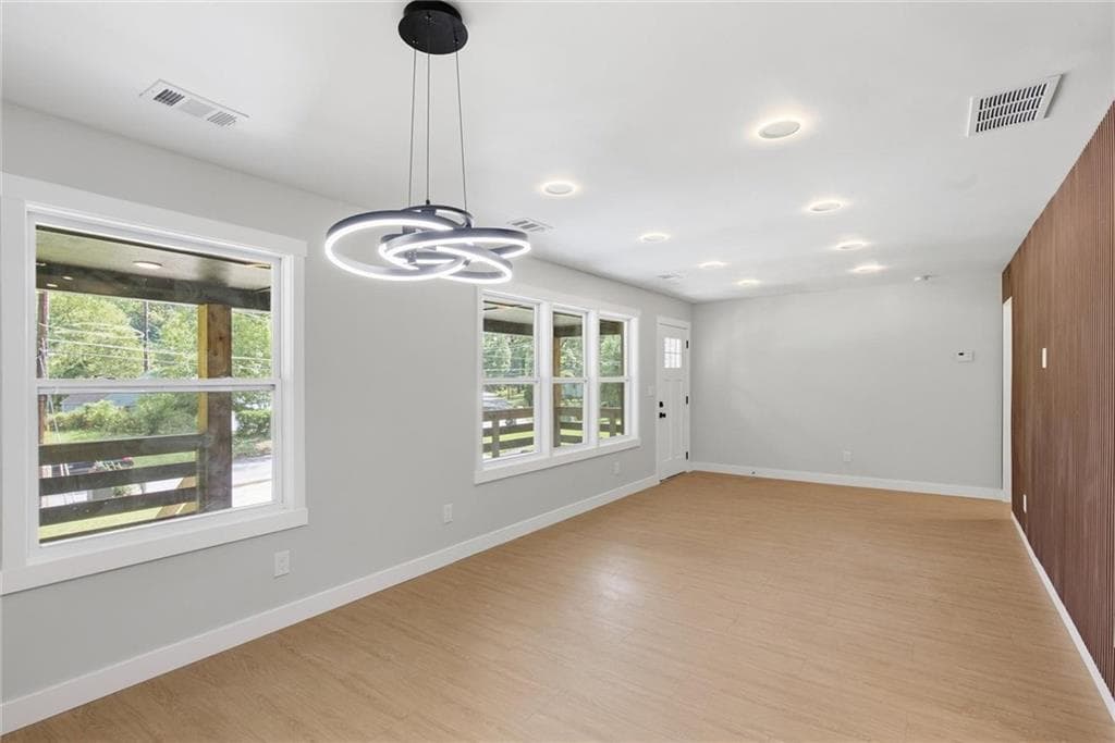 4 bedroom, 3 bathroom, 2,146 sq ft single family residence for sale at 2531 Hood Avenue, Atlanta, GA 30318 — photo 9