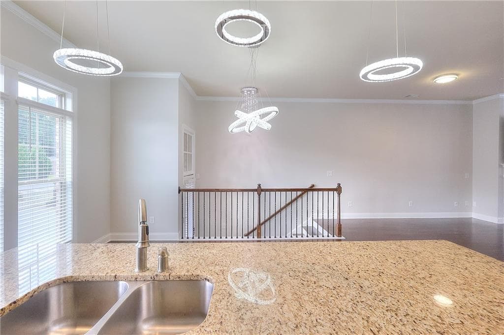 4 bedroom, 4 bathroom, 2,213 sq ft townhouse for sale at 1306 Harris Way, Brookhaven, GA 30319 — photo 3