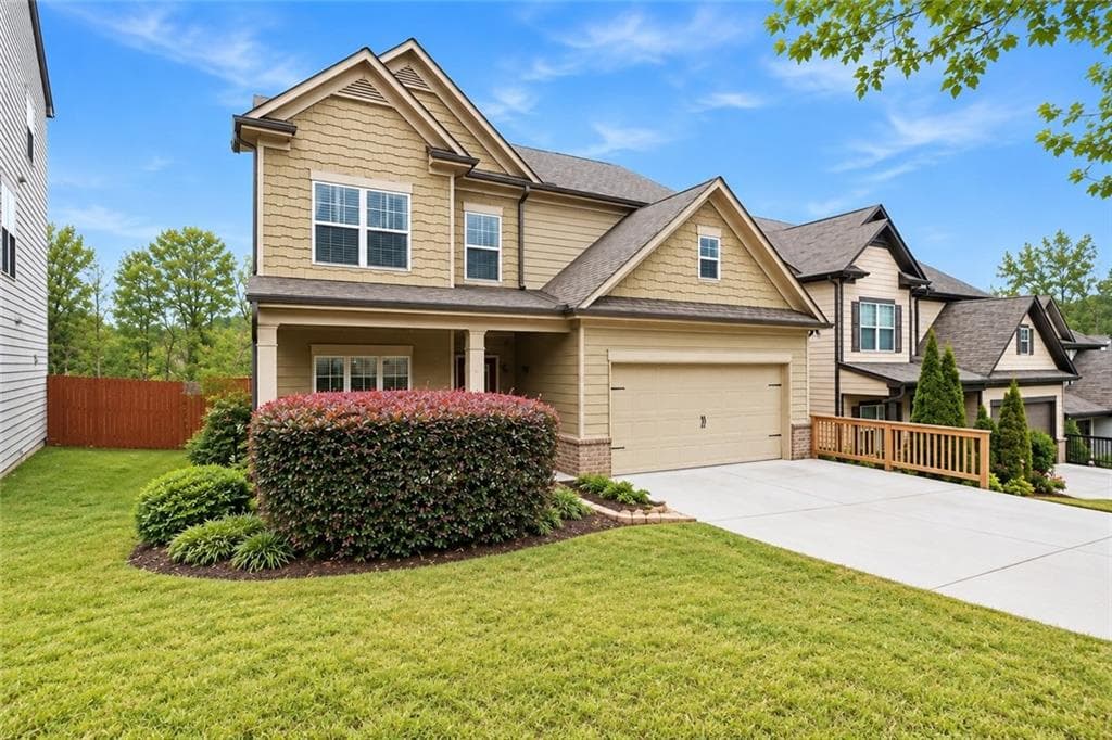 5 bedroom, 3 bathroom, 2,193 sq ft single family residence for sale at 5050 Glencliff Drive, Buford, GA 30518 — photo 2