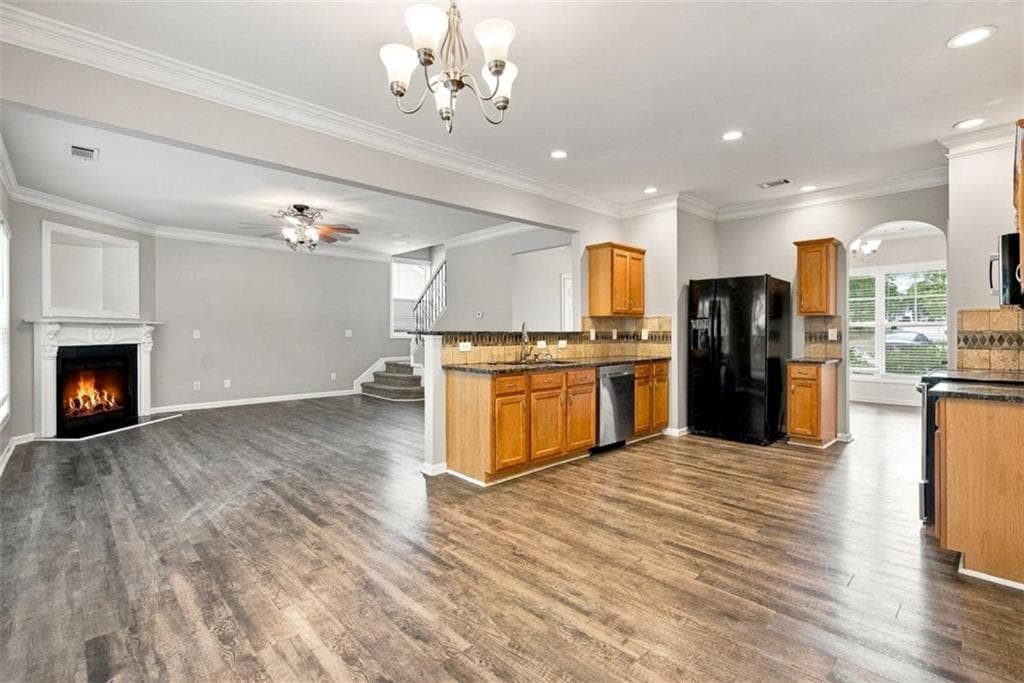4 bedroom, 3 bathroom, 2,040 sq ft single family residence for sale at 108 Oleander Way, Canton, GA 30114 — photo 9