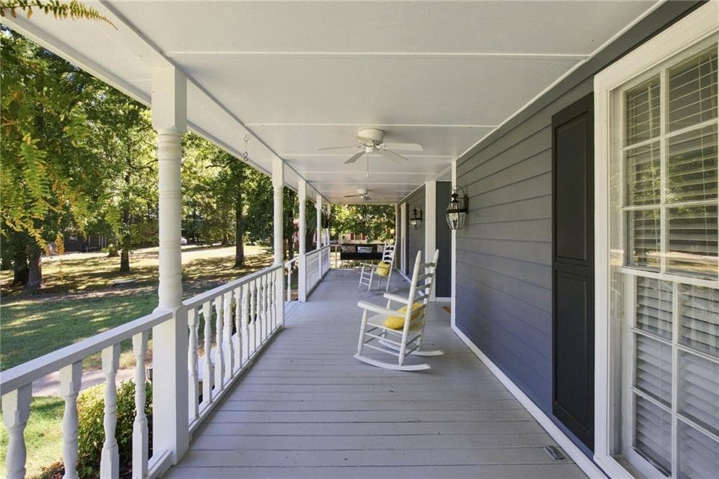 4 bedroom, 3 bathroom single family residence for sale at 108 E Creekview Drive Drive, Rome, GA 30165 — photo 4